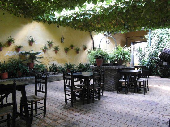 Bodegas La Cigarrera